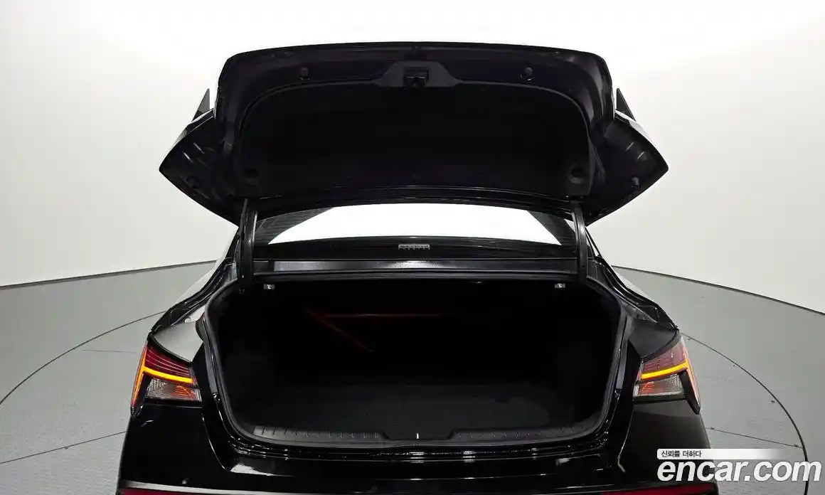 Hyundai Avante 2025 2.0 автомат (гидро), фото 20