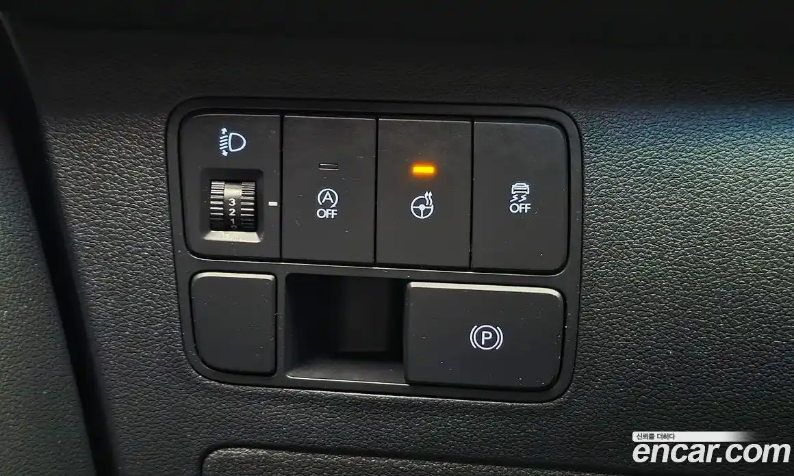 Hyundai Staria 2022 2.2 автомат (гидро), фото 19