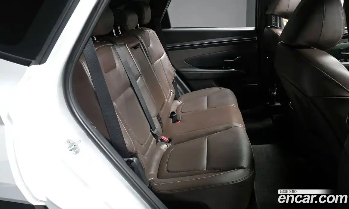 Hyundai Tucson 2022 1.6 автомат (гидро), фото 12
