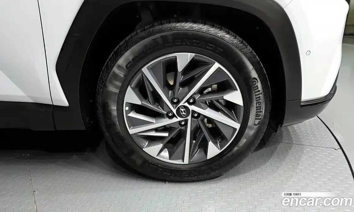Hyundai Tucson 2022 1.6 автомат (гидро), фото 5