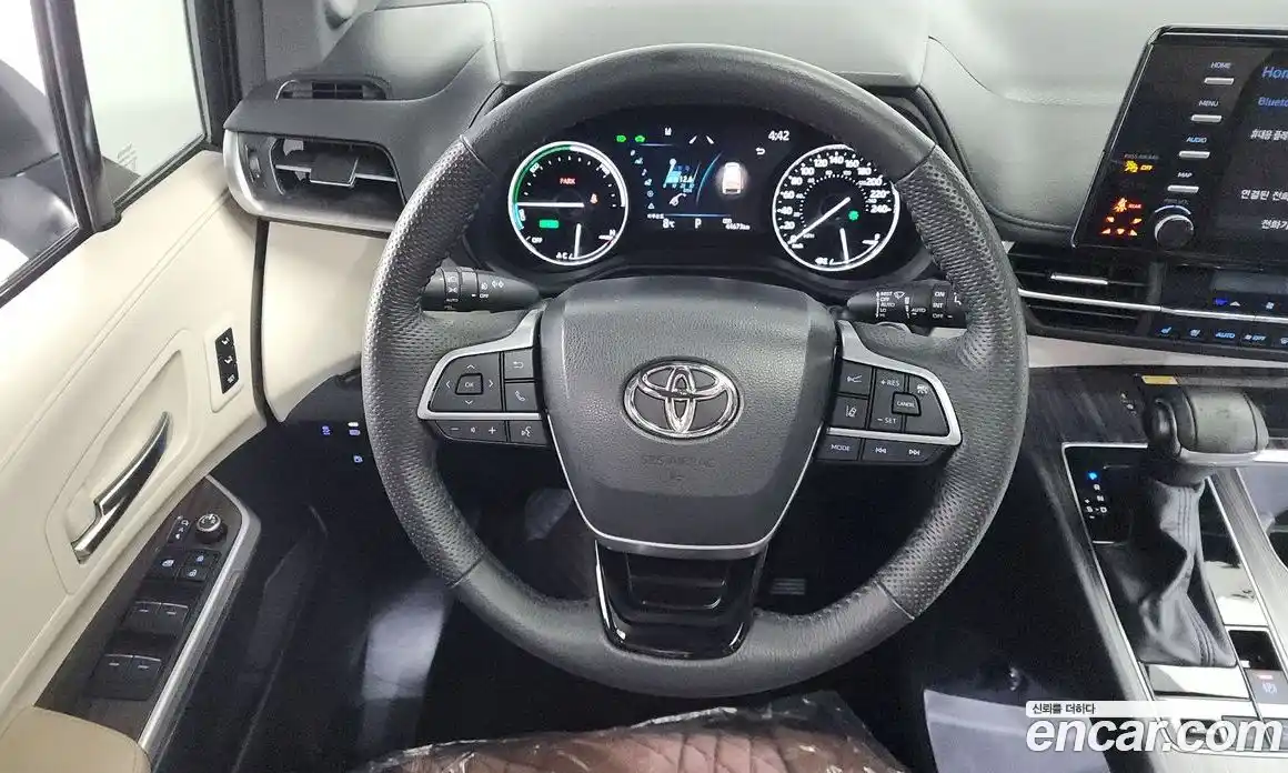 Toyota Sienna 2023 2.5 гидро, фото 13