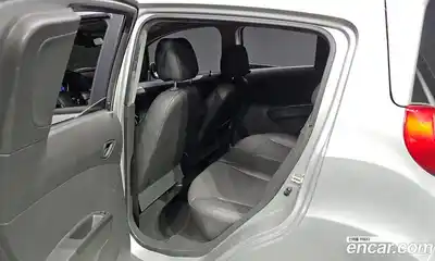 Chevrolet Spark 2015 1.0 автомат (гидро), миниатюра 11
