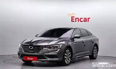 Renault SM6