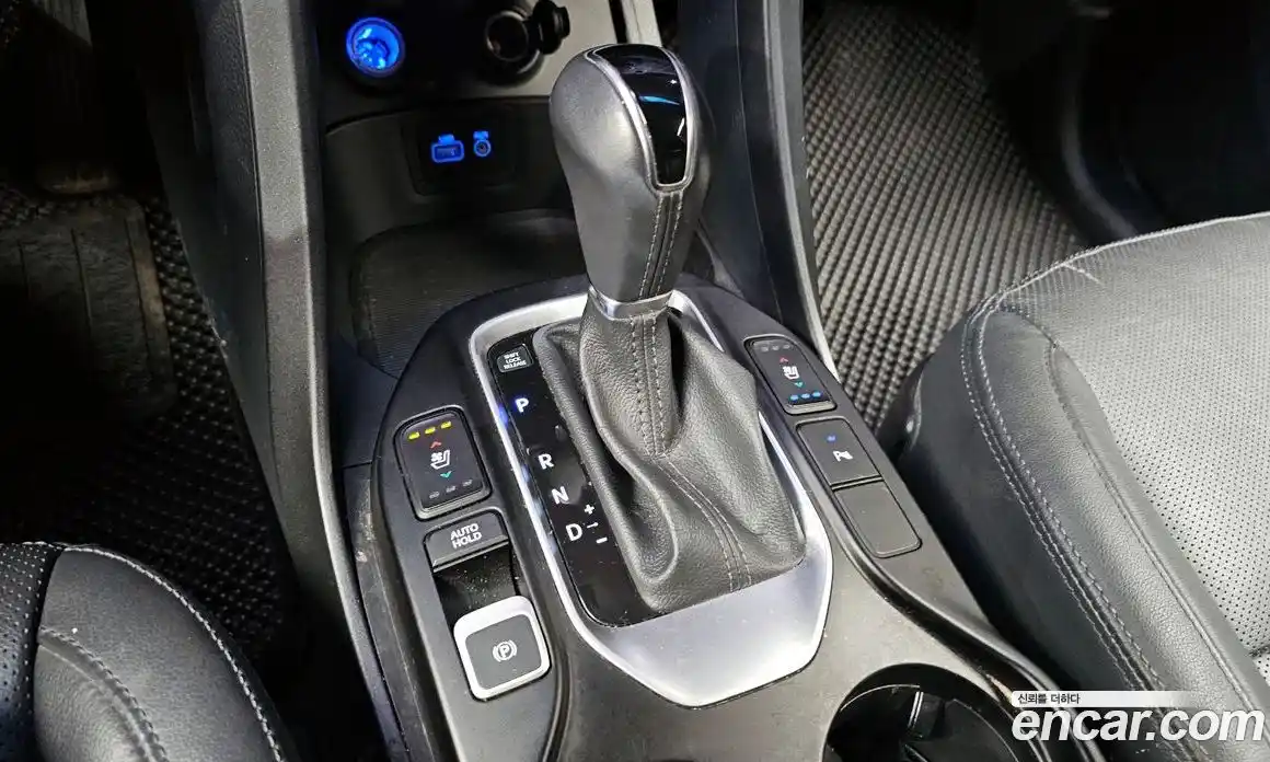 Hyundai Santa Fe 2016 2.2 автомат (гидро), фото 9