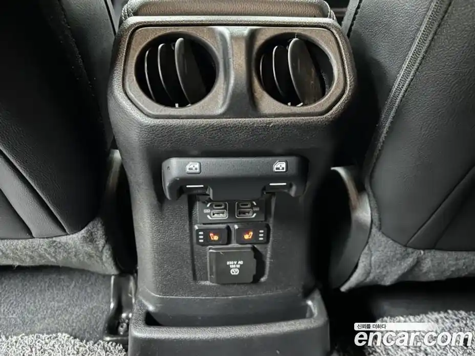 Jeep Wrangler 2020 2.0 автомат (гидро), фото 15
