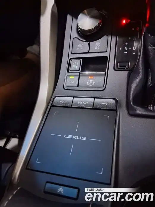 Lexus NX 2018 2.5 вариатор, фото 19