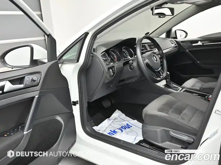 Volkswagen Golf 2014 1.6 автомат (гидро), фото 11
