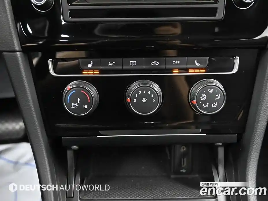Volkswagen Golf 2014 1.6 автомат (гидро), фото 17