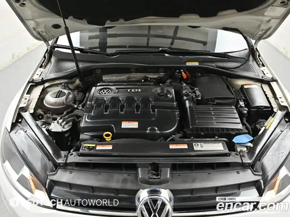 Volkswagen Golf 2014 1.6 автомат (гидро), фото 6
