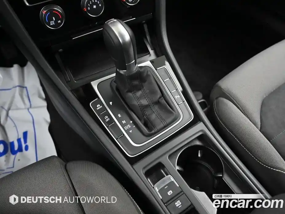 Volkswagen Golf 2014 1.6 автомат (гидро), фото 9