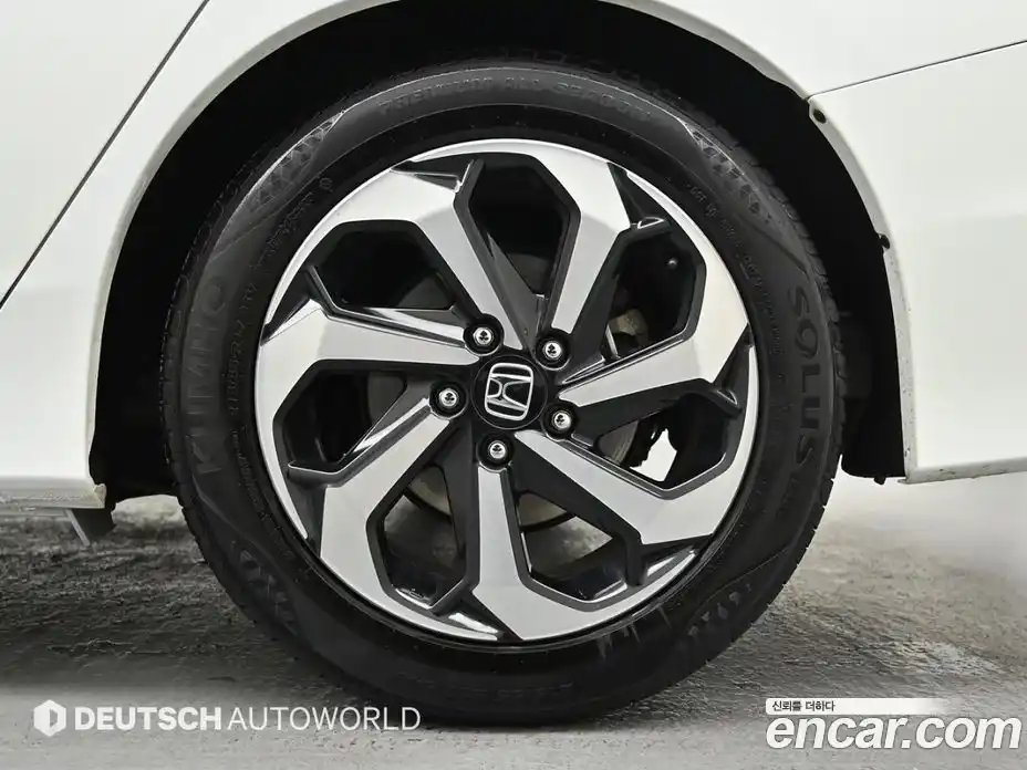 Honda Accord 2017 2.4 автомат (гидро), фото 20