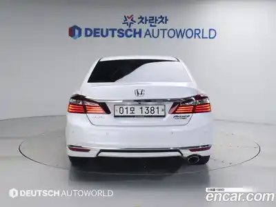 Honda Accord 2017 2.4 автомат (гидро), миниатюра 4