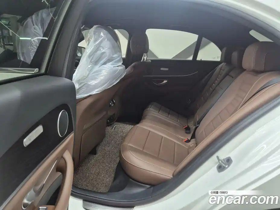 Mercedes-Benz E-Class 2022 2.0 автомат (гидро), фото 15