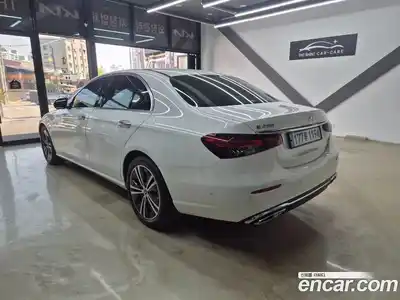 Mercedes-Benz E-Class 2022 2.0 автомат (гидро), миниатюра 6
