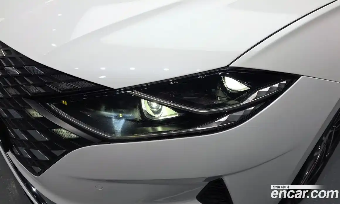 Hyundai Grandeur 2021 2.5 автомат (гидро), фото 8
