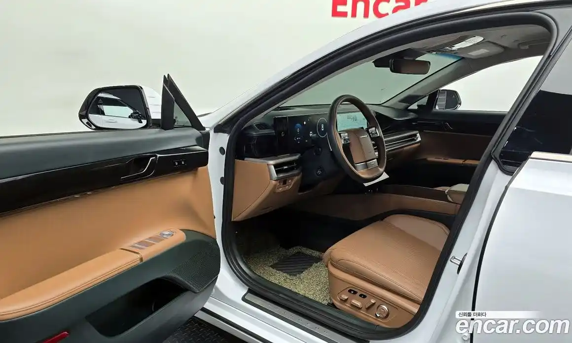 Hyundai Grandeur 2023 2.5 автомат (гидро), фото 13