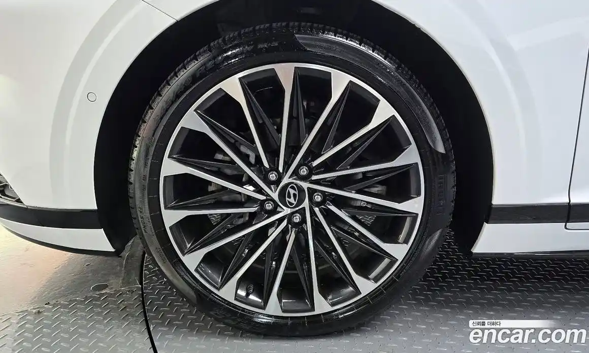 Hyundai Grandeur 2023 2.5 автомат (гидро), фото 5