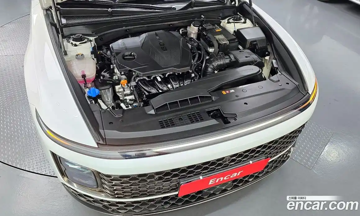 Hyundai Grandeur 2023 2.5 автомат (гидро), фото 6