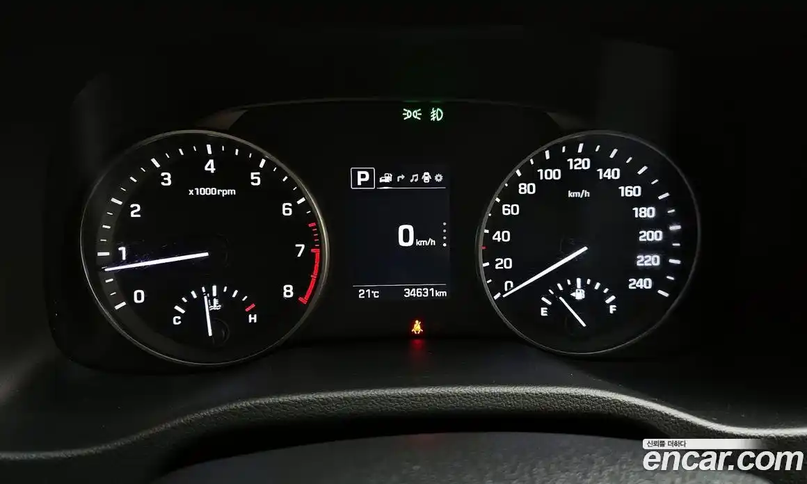 Hyundai Avante 2018 1.6 автомат (гидро), фото 8