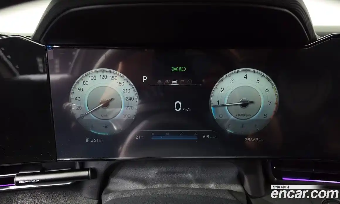 Hyundai Avante 2023 2.0 автомат (гидро), фото 11