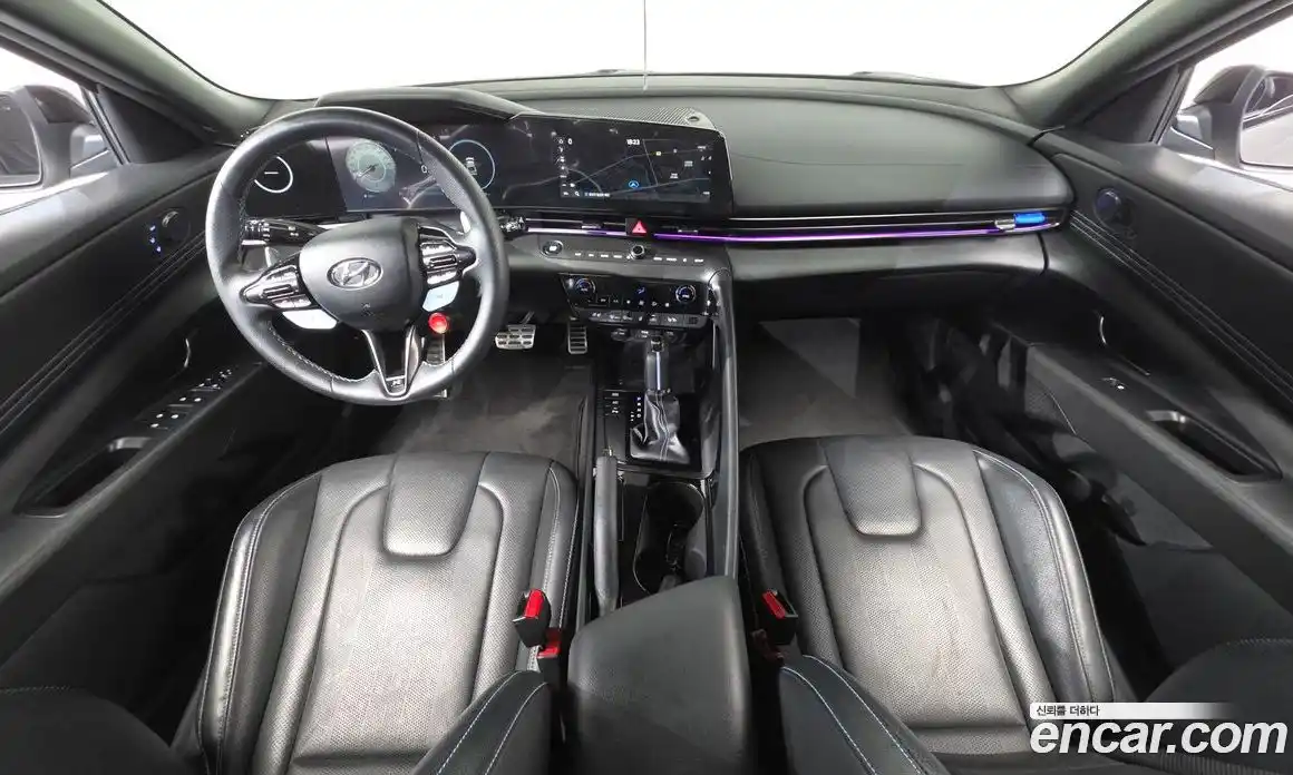 Hyundai Avante 2023 2.0 автомат (гидро), фото 10