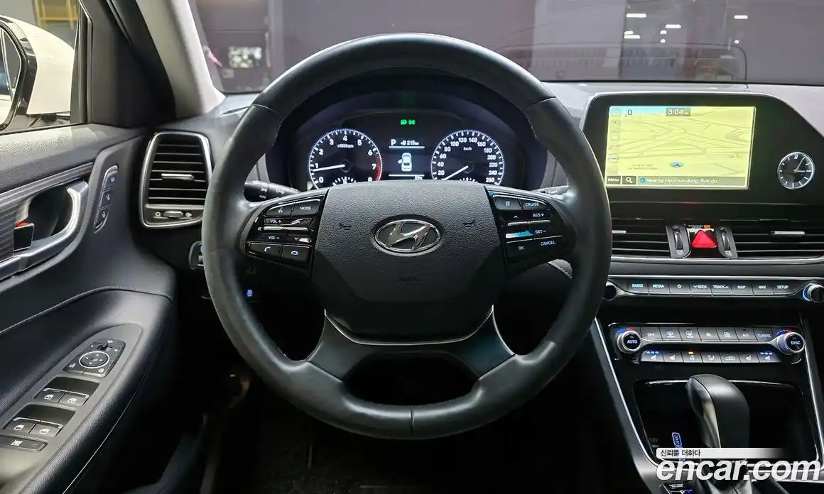 Hyundai Grandeur 2017 3.0 автомат (гидро), фото 13