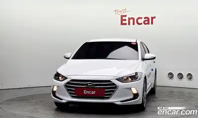 Hyundai Avante 2017 1.6 автомат (гидро), миниатюра 3