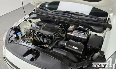 Hyundai Avante 2017 1.6 автомат (гидро), миниатюра 6