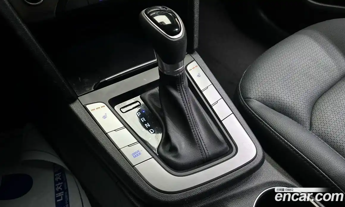 Hyundai Avante 2017 1.6 автомат (гидро), фото 9