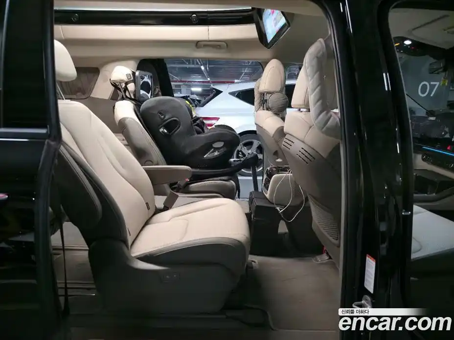 Kia Carnival 2025 3.5 автомат (гидро), фото 16