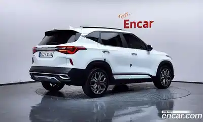 Kia Seltos, 2022, 14 895 км