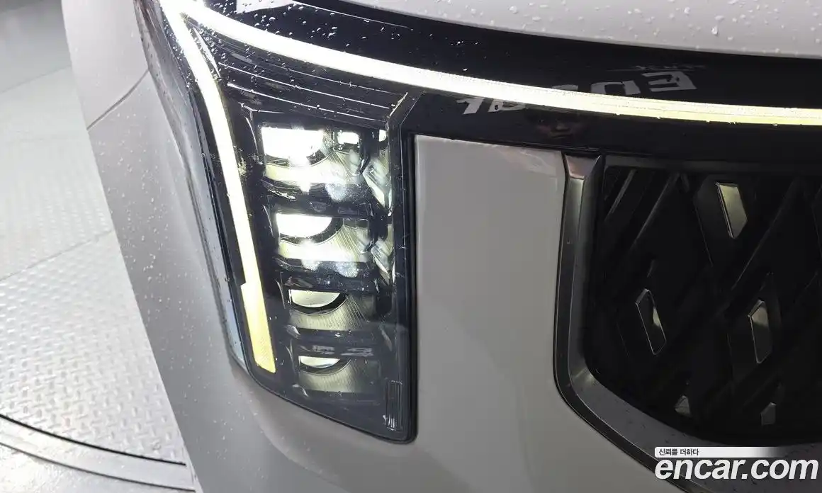 Kia Carnival 2024 1.6 автомат (гидро), фото 8