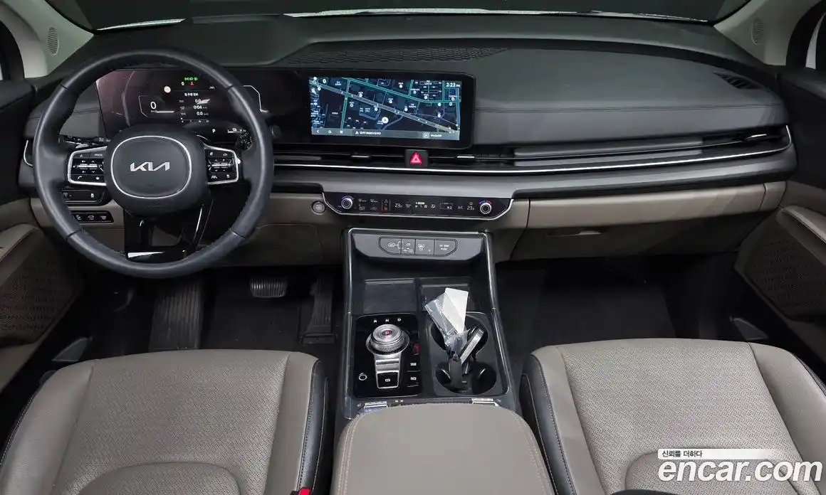 Kia Carnival 2024 1.6 автомат (гидро), фото 10