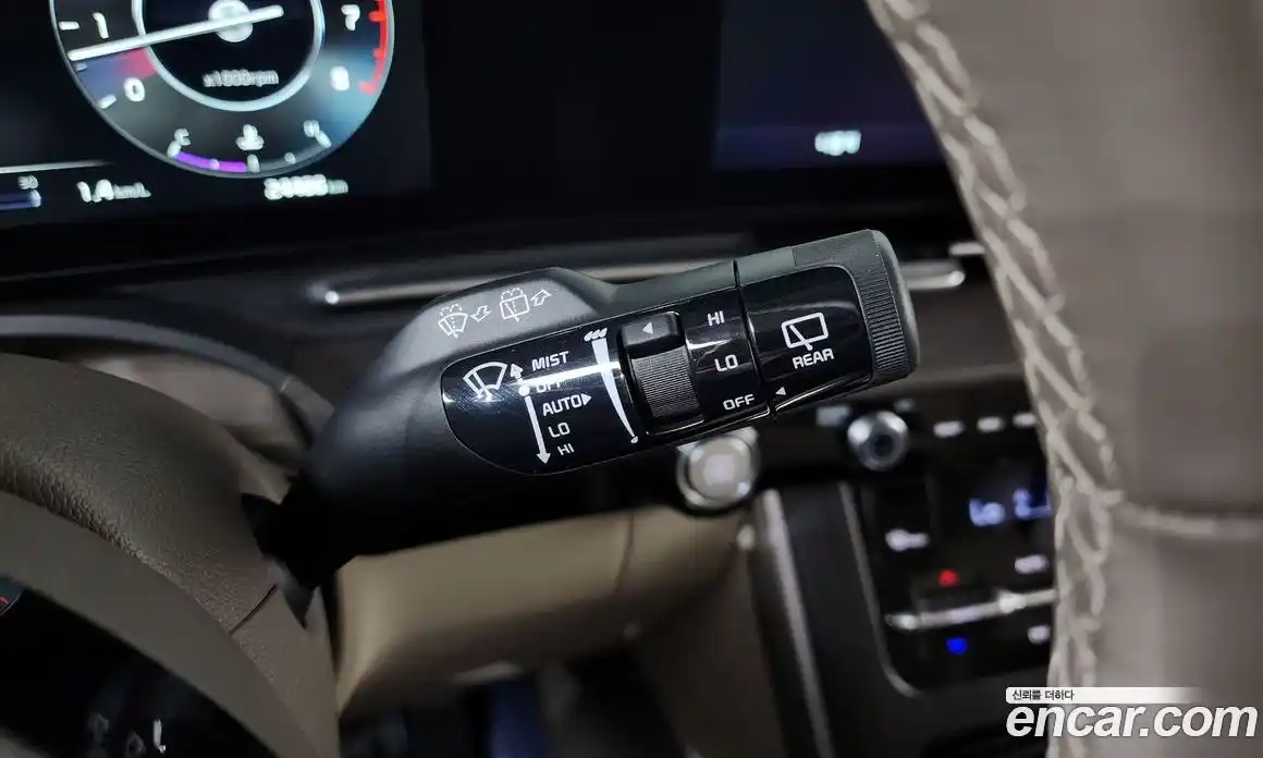 Kia Carnival 2023 3.5 автомат (гидро), фото 25