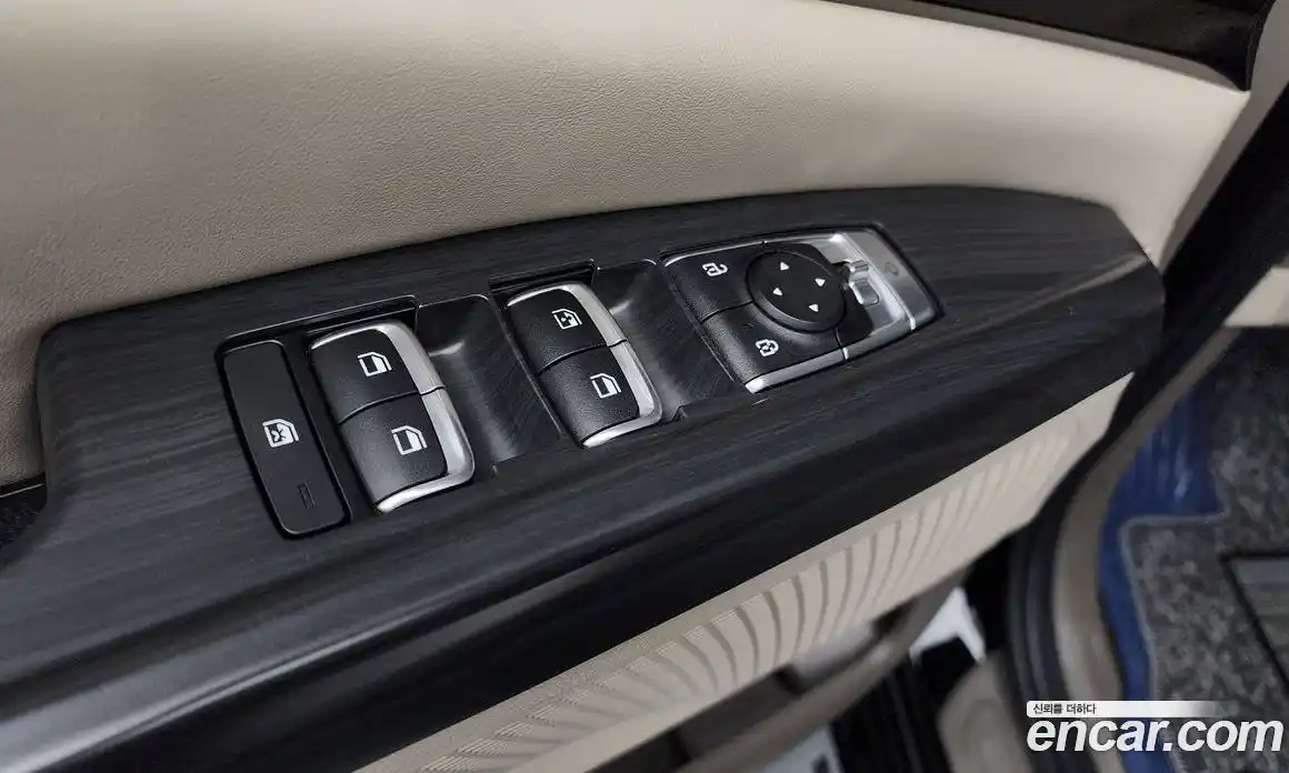 Kia Carnival 2023 3.5 автомат (гидро), фото 26