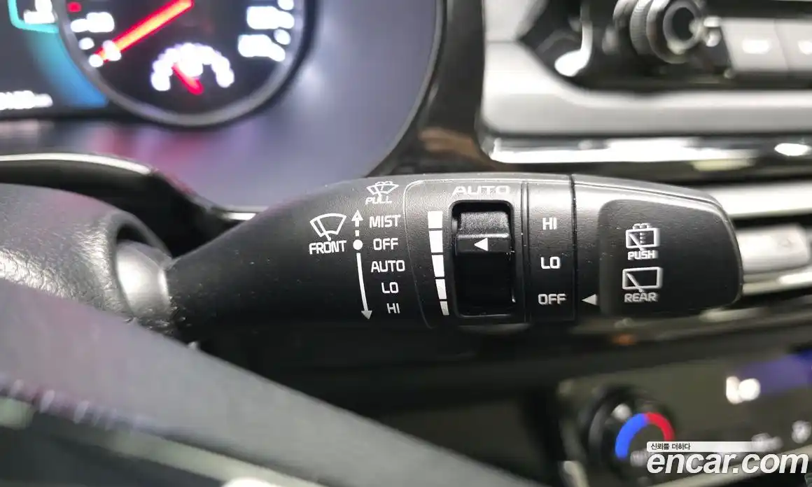 Kia Seltos 2021 1.6 автомат (гидро), фото 25