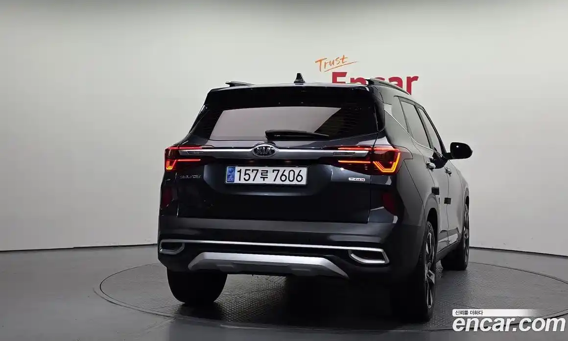 Kia Seltos 2021 1.6 автомат (гидро), фото 4