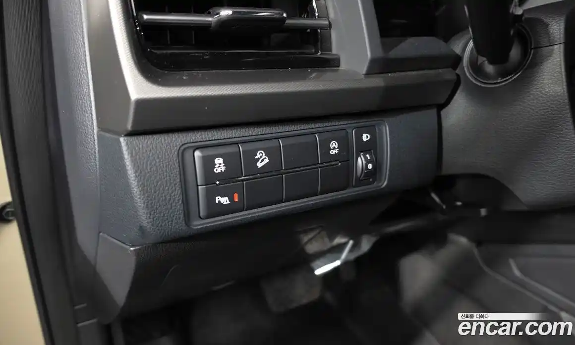 SsangYong Rexton 2024 2.2 автомат (гидро), фото 26