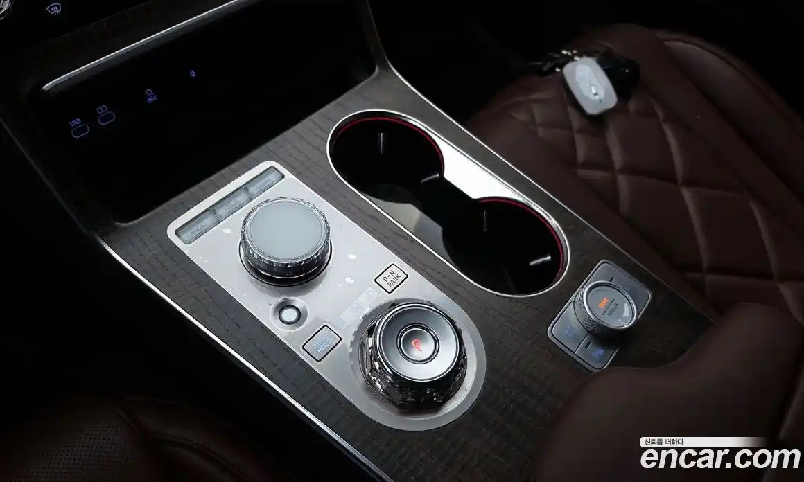 Genesis GV80 2024 2.5 автомат (гидро), фото 12