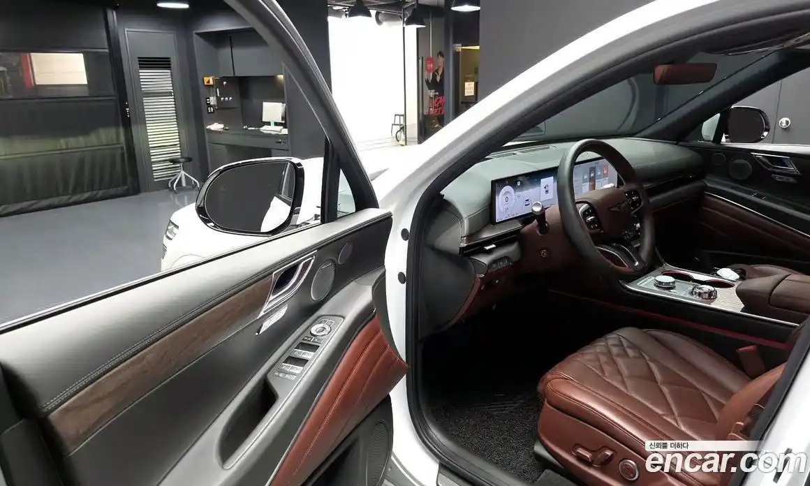 Genesis GV80 2024 2.5 автомат (гидро), фото 13
