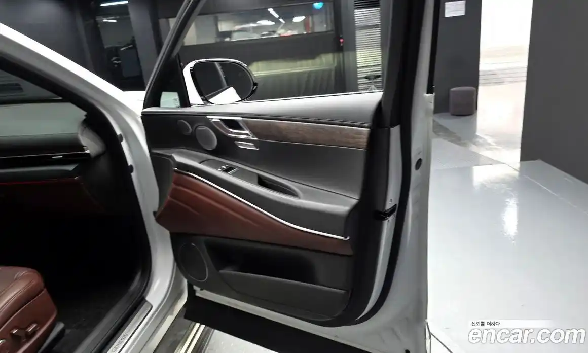 Genesis GV80 2024 2.5 автомат (гидро), фото 14