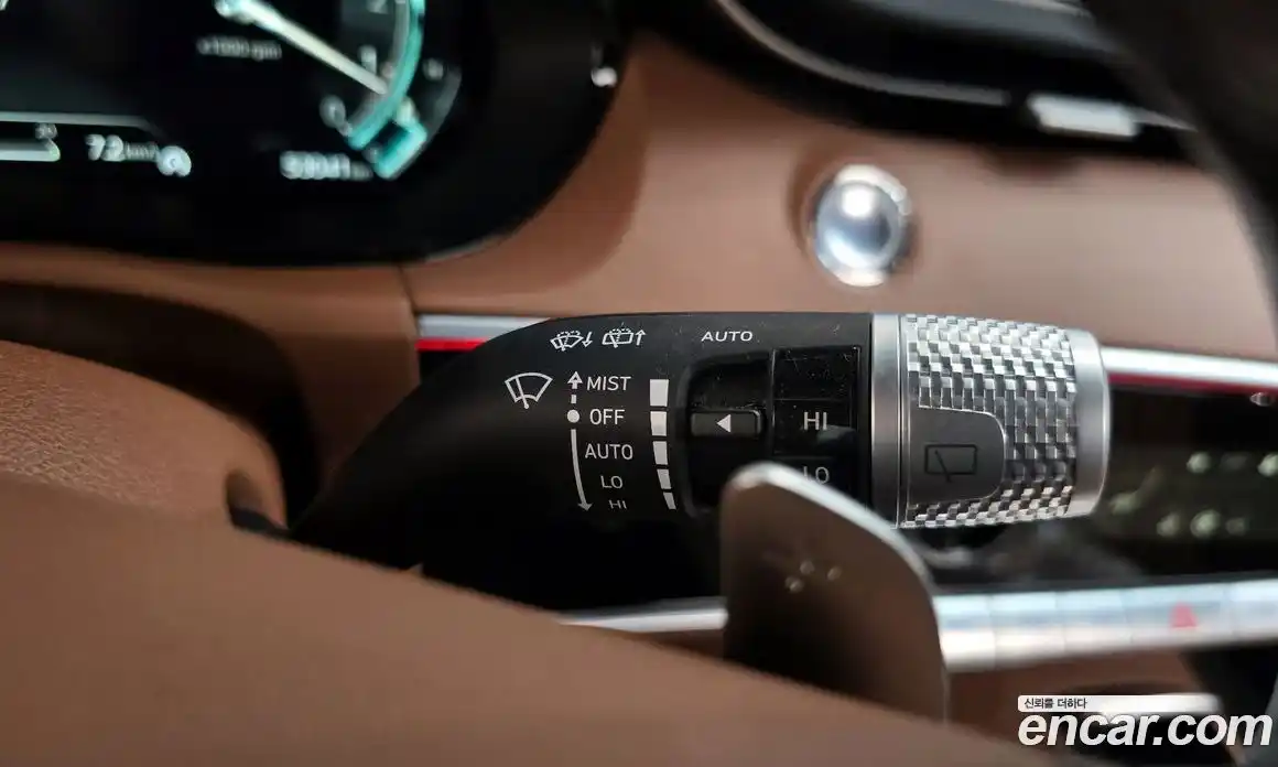 Genesis GV70 2021 2.5 гидро, фото 25