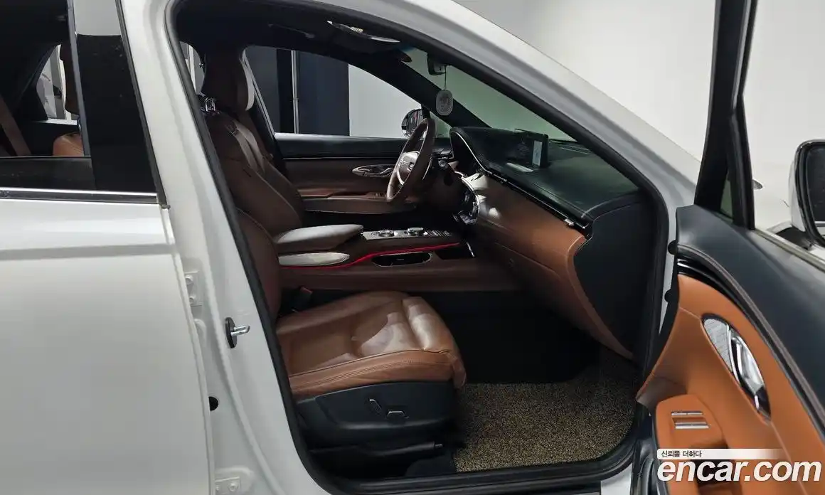 Genesis GV70 2021 2.5 гидро, фото 16