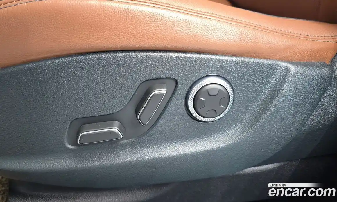 Genesis GV70 2021 2.5 гидро, фото 31