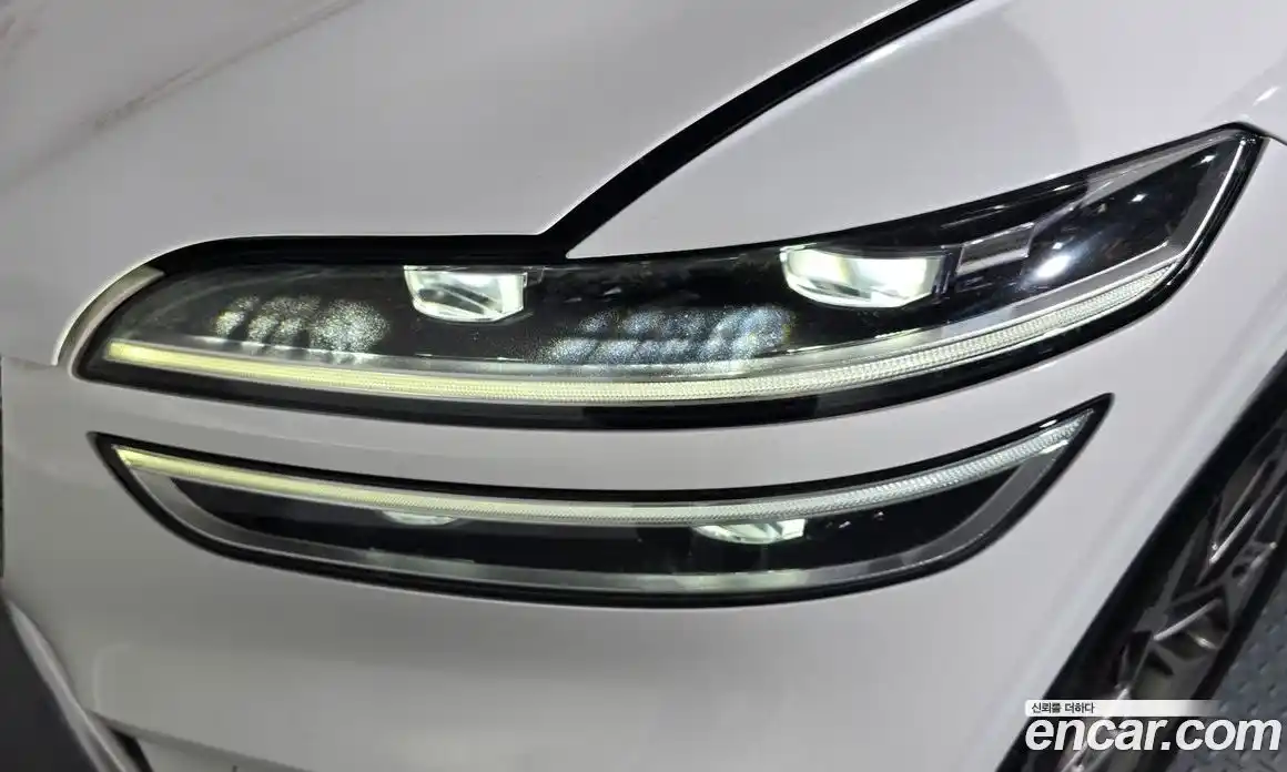 Genesis GV70 2021 2.5 гидро, фото 8
