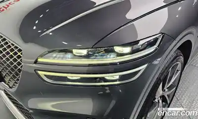 Genesis GV70 2022 2.5 гидро, миниатюра 8