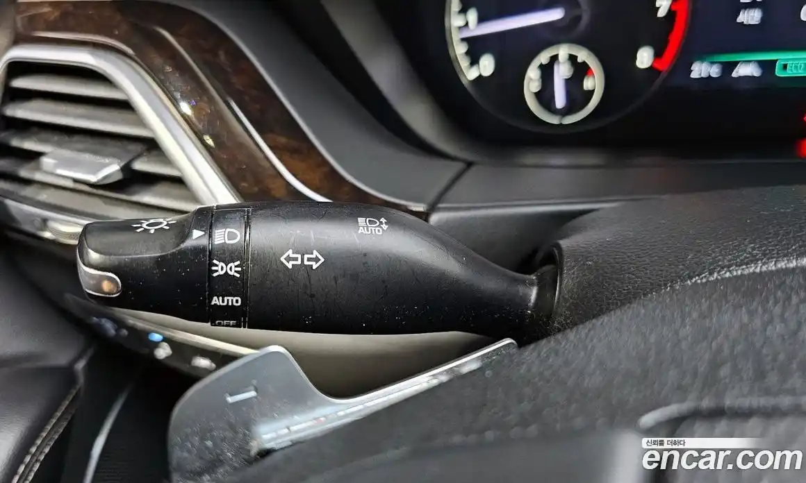 Genesis G90 2019 3.8 гидро, фото 16