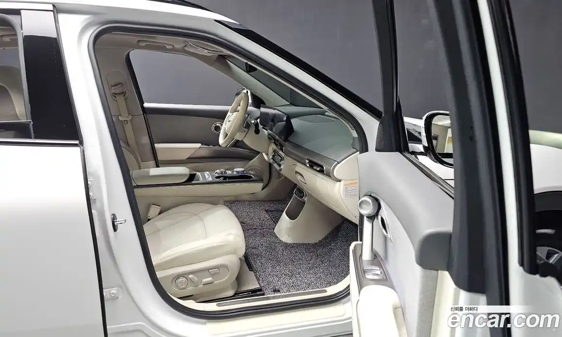 Genesis GV60 2022 0.1 автомат (гидро), фото 18