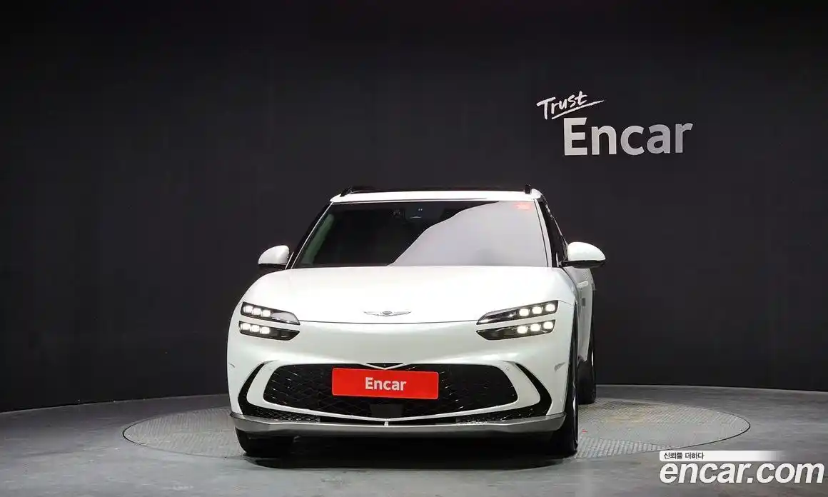 Genesis GV60 2022 0.1 автомат (гидро), фото 3