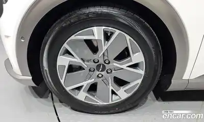 Genesis GV60 2022 0.1 автомат (гидро), миниатюра 5